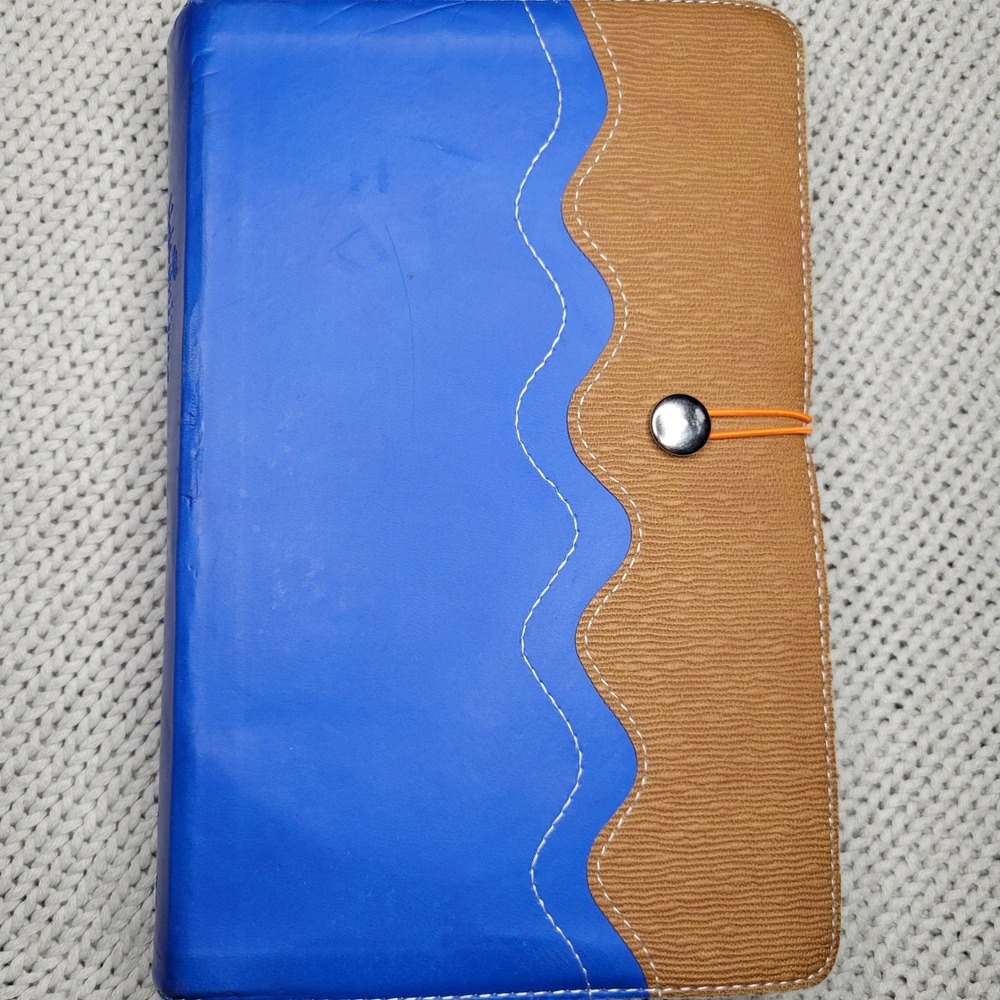NIrV Adventure Bible for Early Readers Zonderkidz Blue Tan Italian DuoTone Cover